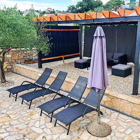 Gorgeous In With Wifi Hébergement de vacances Bilice