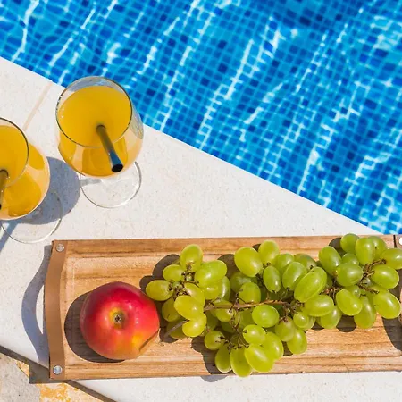 Gorgeous In With Wifi