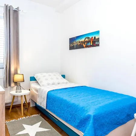 Gorgeous In With Wifi Holiday home